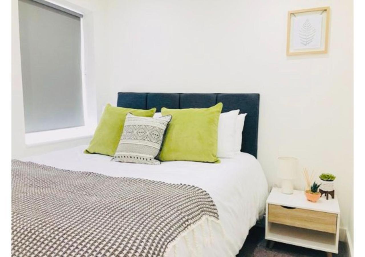 1 And 2 Bedroom Shield House Apartments Sheffield Centre Zewnętrze zdjęcie
