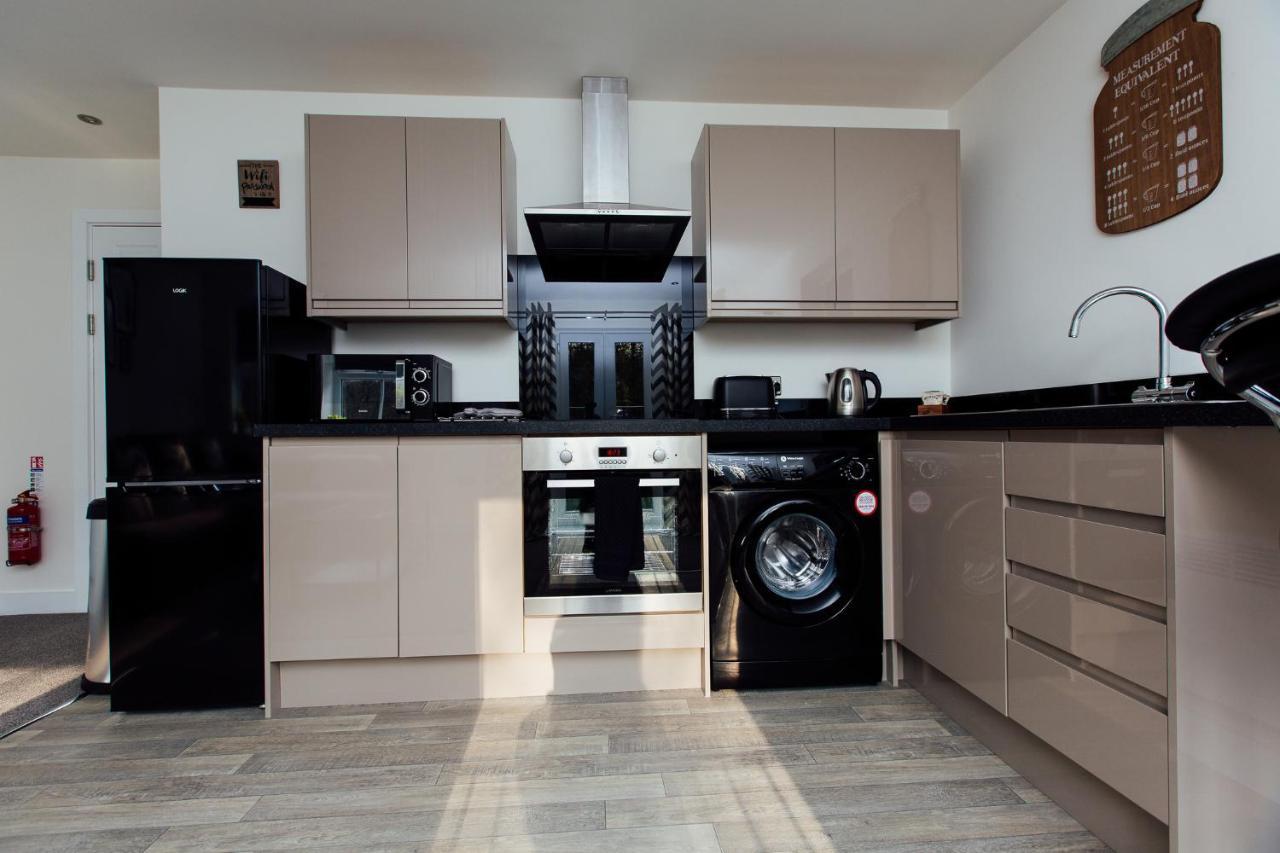 1 And 2 Bedroom Shield House Apartments Sheffield Centre Zewnętrze zdjęcie