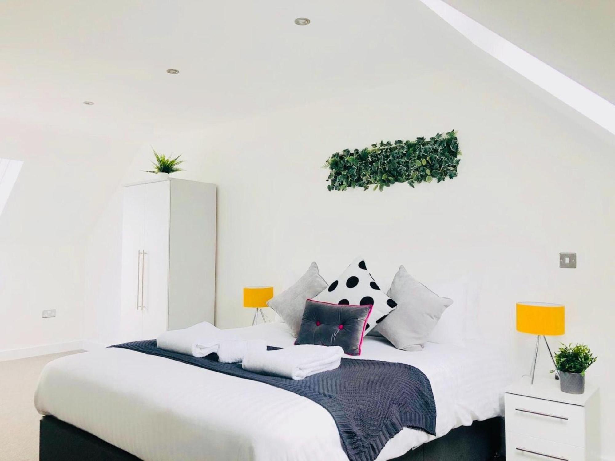 1 And 2 Bedroom Shield House Apartments Sheffield Centre Zewnętrze zdjęcie